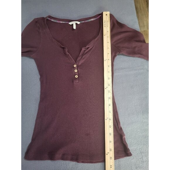 OLD NAVY SZ Small Fitted Rib Knit Henley y2k skater grunge burgundy FLAW - Picture 10 of 10